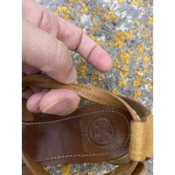 Tory Burch Women’s Sandals Ankle Strap Logo Brown 7.5M EUC Leather - Picture 7 of 9